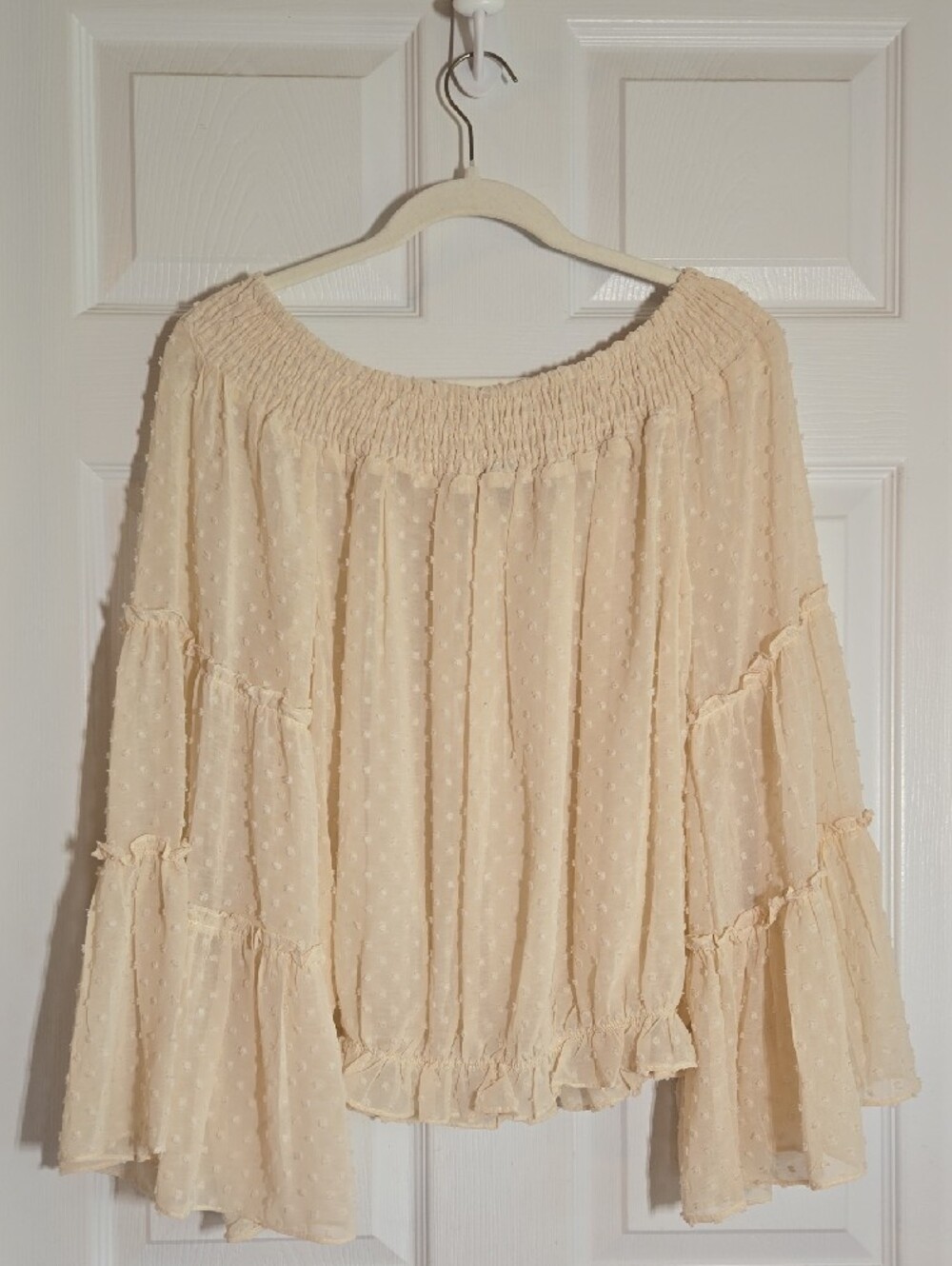 Wishlist Apparel Cream Smocked Off-Shoulder Swiss Dot Blouse Size Large - Picture 5 of 7